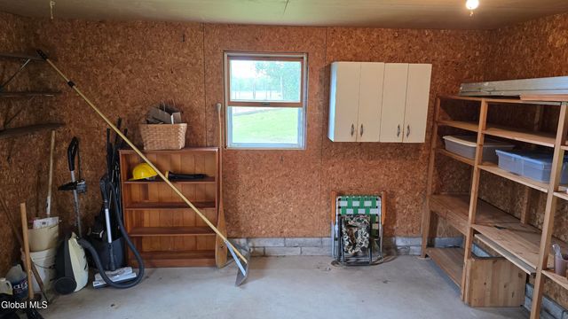 1265 S Schodack Road, Schodack, NY 12033