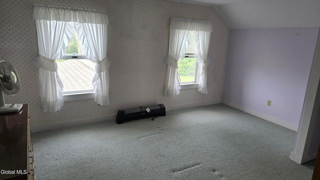1265 S Schodack Road, Schodack, NY 12033