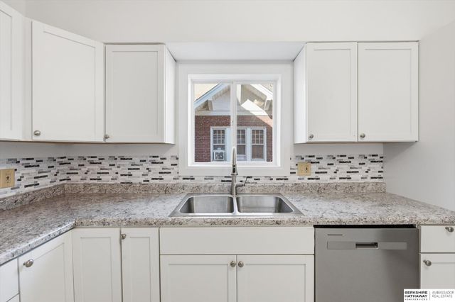 2202 Pinkney Street, Omaha, NE 68110