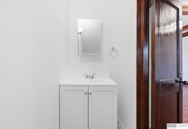 2202 Pinkney Street, Omaha, NE 68110