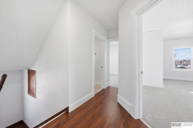 2202 Pinkney Street, Omaha, NE 68110