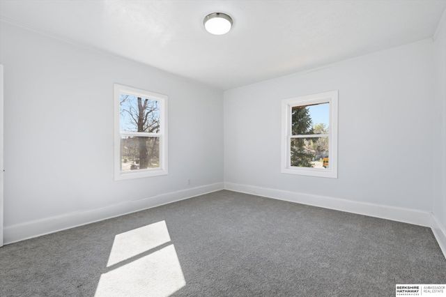 2202 Pinkney Street, Omaha, NE 68110