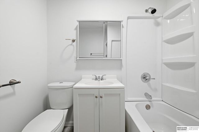 2202 Pinkney Street, Omaha, NE 68110