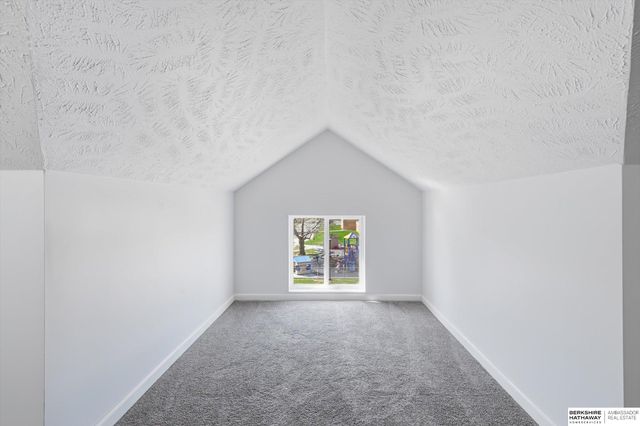 2202 Pinkney Street, Omaha, NE 68110