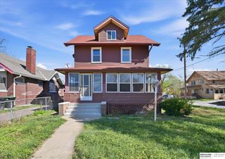2202 Pinkney Street, Omaha, NE 68110