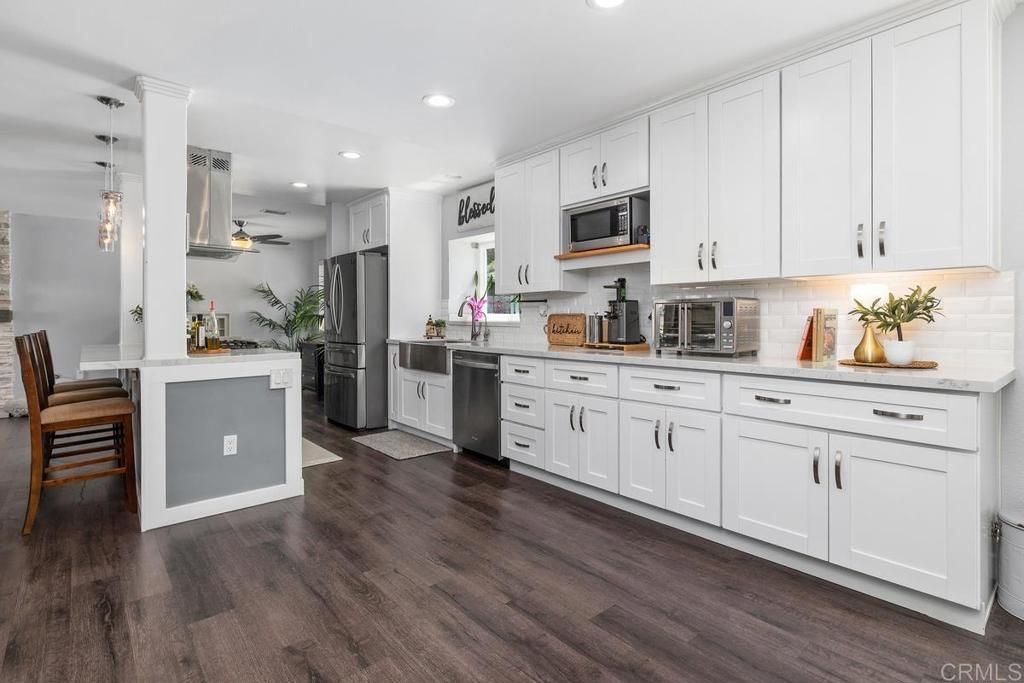 Image 14 of property listing at 1462 Antoine Drive, San Diego, CA 92139