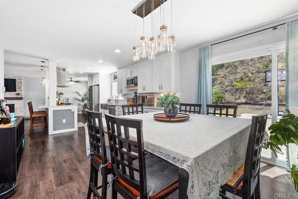 Image 16 of property listing at 1462 Antoine Drive, San Diego, CA 92139