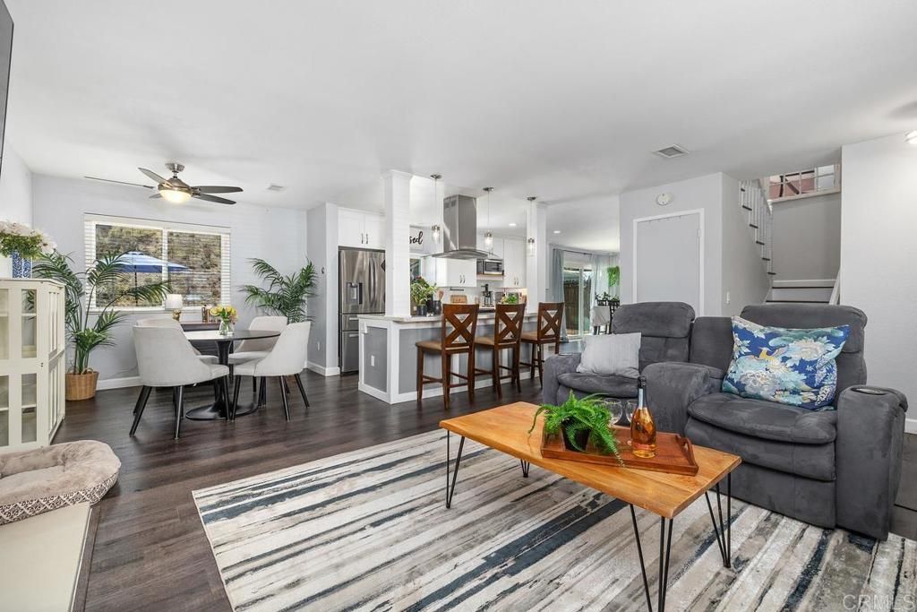 Image 4 of property listing at 1462 Antoine Drive, San Diego, CA 92139