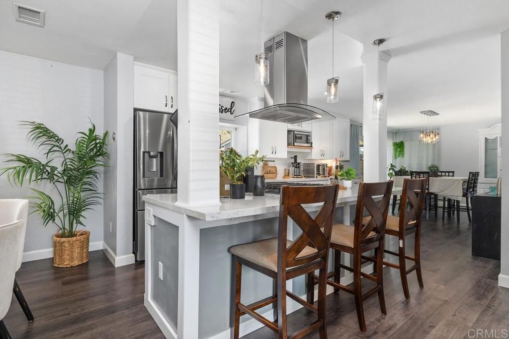 Image 5 of property listing at 1462 Antoine Drive, San Diego, CA 92139