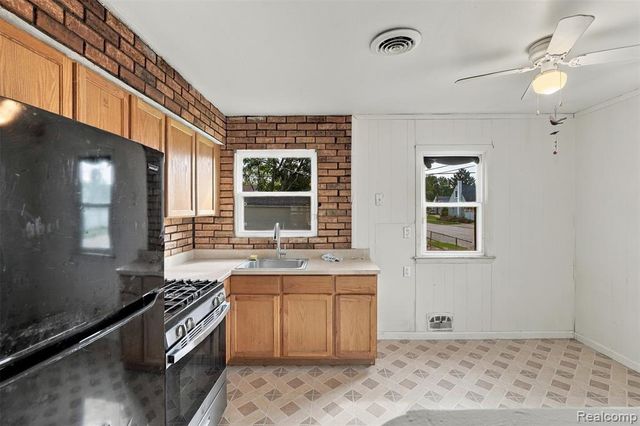 4061 Winifred Street, Wayne, MI 48184