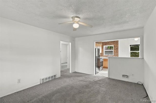 4061 Winifred Street, Wayne, MI 48184