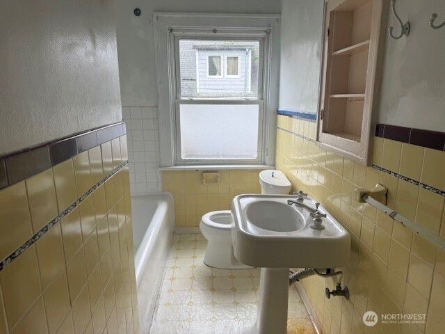 421 Ellinor Avenue, Shelton, WA 98584