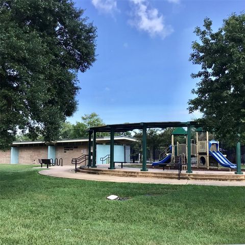 2109 Marnel Road C, Houston, TX 77055