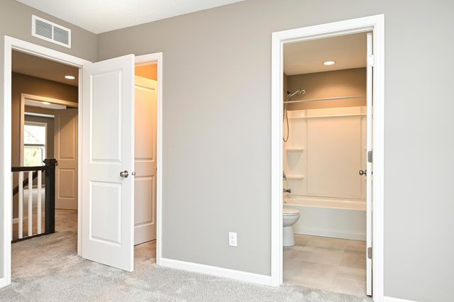 16796 54th Place N, Plymouth, MN 55446