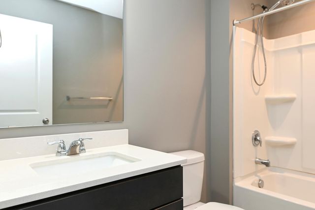 16796 54th Place N, Plymouth, MN 55446