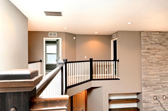 16796 54th Place N, Plymouth, MN 55446