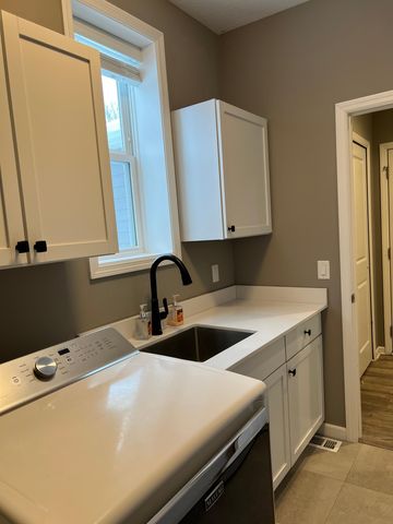 16796 54th Place N, Plymouth, MN 55446