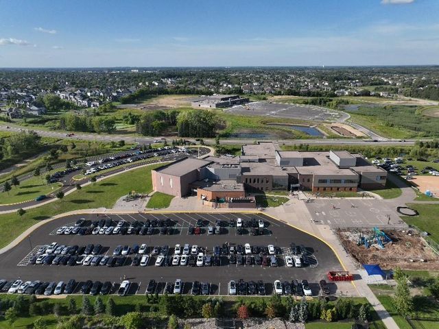 16796 54th Place N, Plymouth, MN 55446