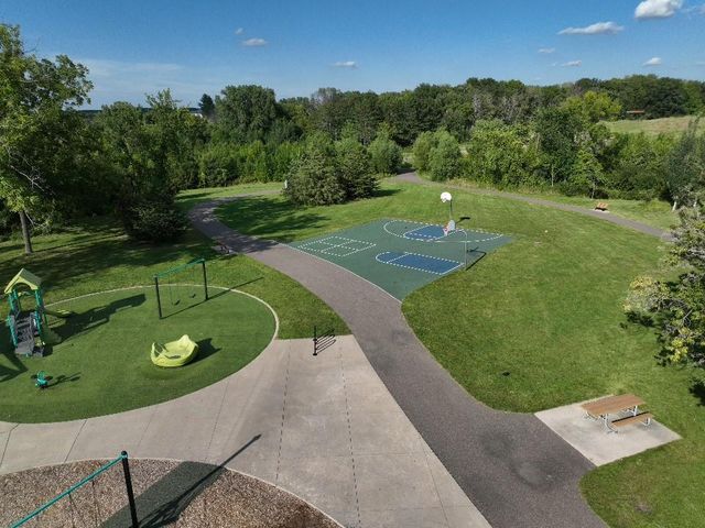 16796 54th Place N, Plymouth, MN 55446