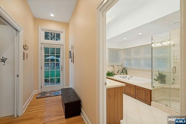 195 Overlook Place, Mahwah, NJ 07430
