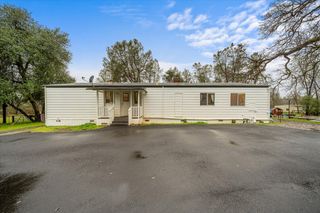 21274 Lela Lane, Redding, CA 96003