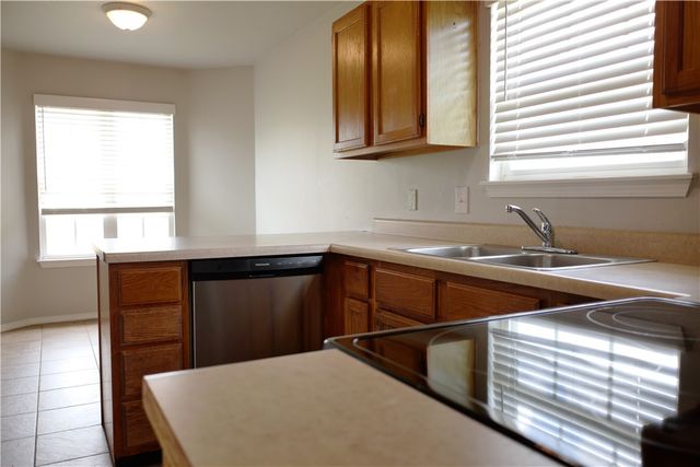 348 Cascade Circle, Springdale, AR 72764