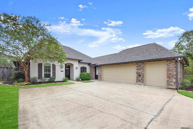 18379 Hidden Ridge Ct, Prairieville, LA 70769