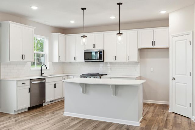 Newberry 105th Avenue, Corcoran, MN 55374