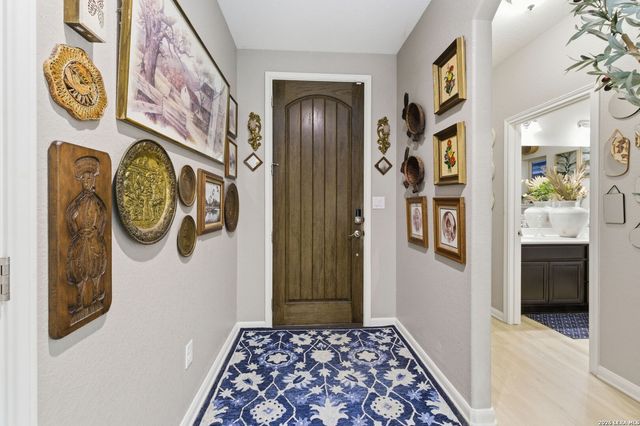 238 Iron Gate, Pleasanton, TX 78064