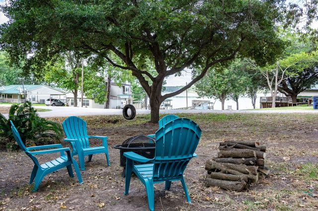 110 N Bailey Street, Trinity, TX 75862