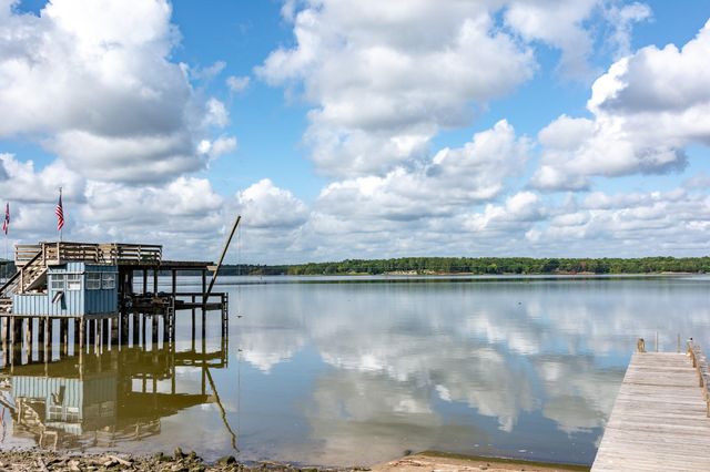 110 N Bailey Street, Trinity, TX 75862