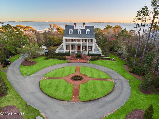118 Buena Vista Drive, Newport, NC 28570