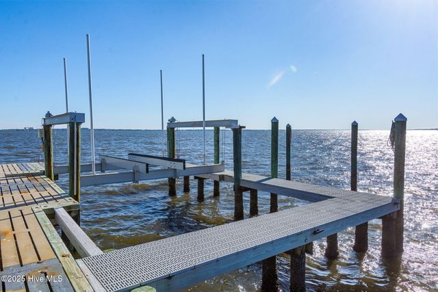 118 Buena Vista Drive, Newport, NC 28570