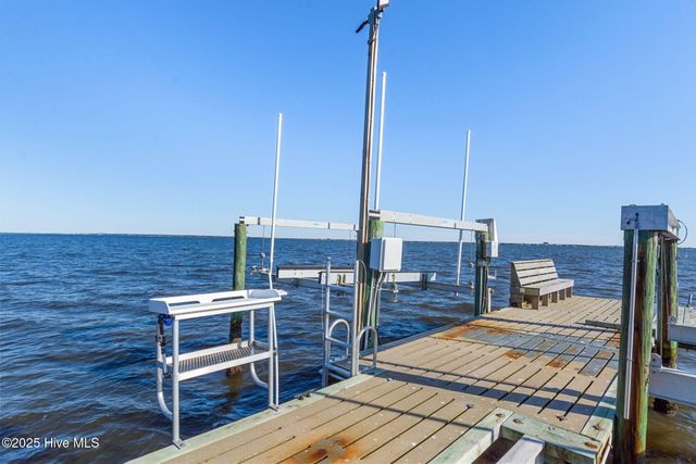 118 Buena Vista Drive, Newport, NC 28570