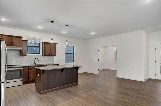 5955 S Farm Road 163 106, Springfield, MO 65810