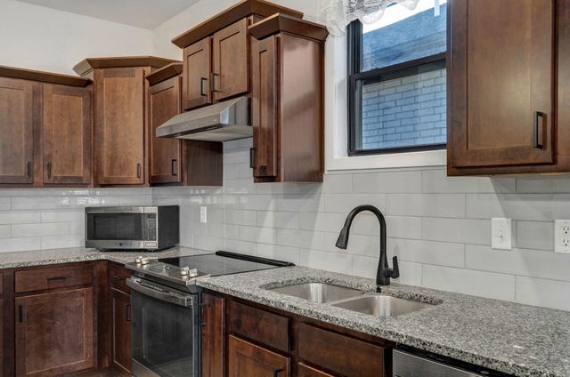 5955 S Farm Road 163 106, Springfield, MO 65810