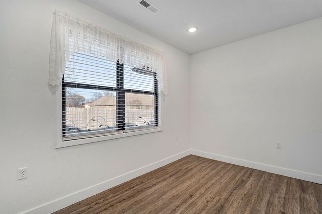 5955 S Farm Road 163 106, Springfield, MO 65810