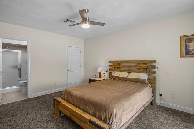 200 Roger Williams Avenue 109, East Providence, RI 02916