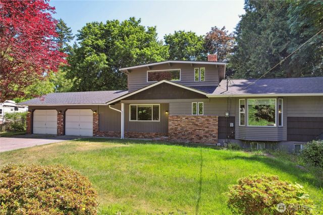 1111 Garrison Avenue, Port Orchard, WA 98366