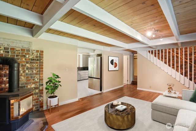1111 Garrison Avenue, Port Orchard, WA 98366