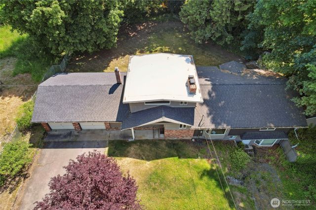 1111 Garrison Avenue, Port Orchard, WA 98366