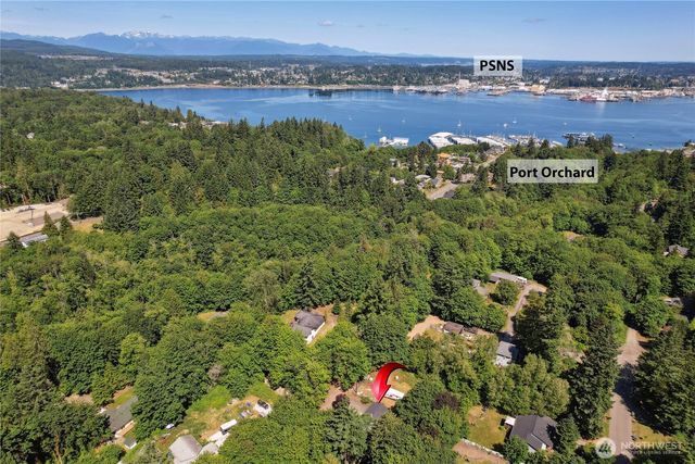 1111 Garrison Avenue, Port Orchard, WA 98366
