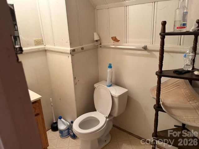 615 E Meeting Street, Morganton, NC 28655