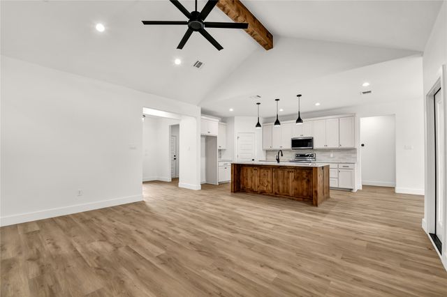 327 Rita Ridge Court, Millsap, TX 76066