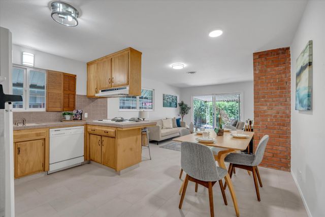 221 Granada Way, Tracy, CA 95376