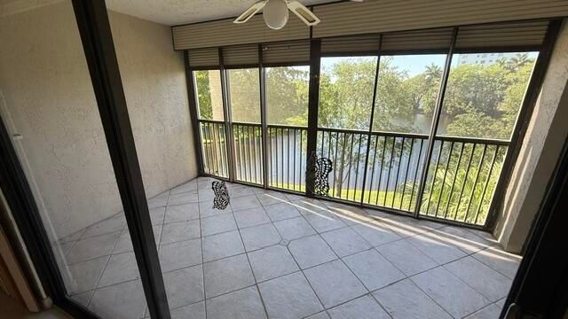 2238 N Cypress Bend Drive 406, Pompano Beach, FL 33069