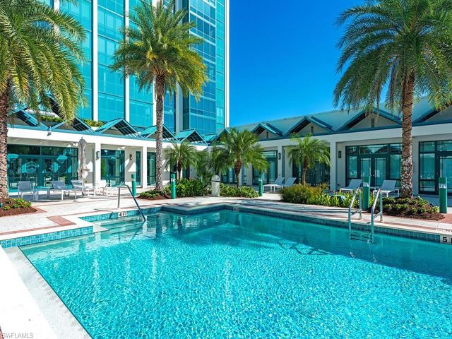 7515 Pelican Bay BLVD # 17A, Naples, FL 34108