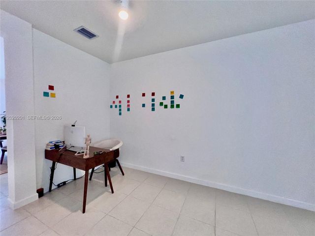 12023 NW 24th Pl 12023, Miami, FL 33167