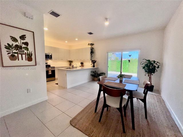 12023 NW 24th Pl 12023, Miami, FL 33167