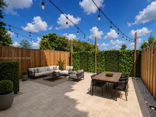 12023 NW 24th Pl 12023, Miami, FL 33167